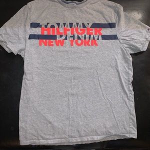 Tommy Hilfiger tee